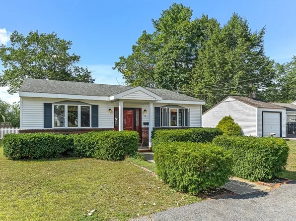 43 Eastwood Cir, West Roxbury, MA 02132