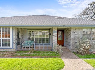104 Holly Hill Dr, Ingram, TX 78025