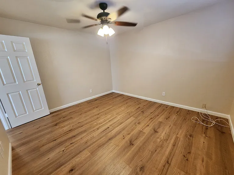 725 Pope Dr #C — Photo 23