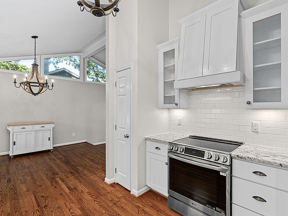 5th image of 1204 Indian Trail Dr
