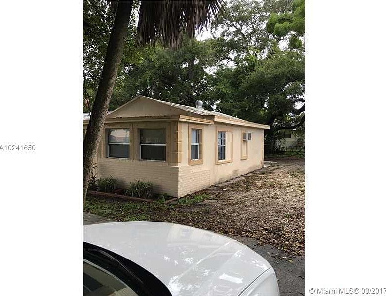 1st image of 109 NW 6th Ave