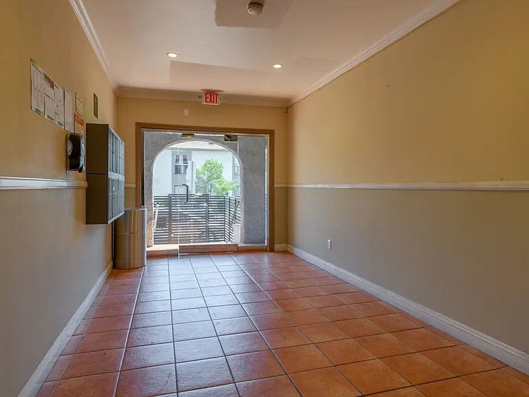 MC 1217 Berendo Properties LLC — Photo 18