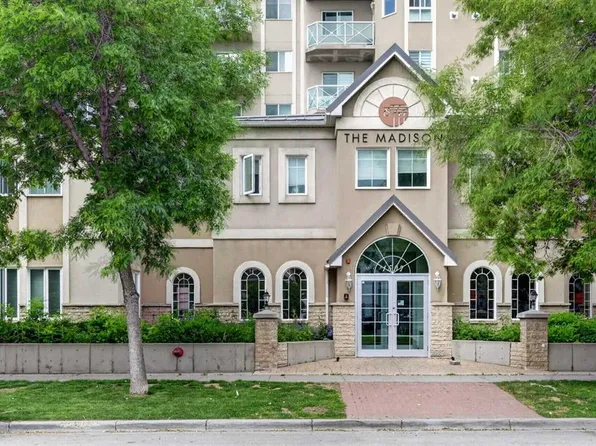 1507 E Centre A St NE #205, Calgary, AB T2E 2Z8