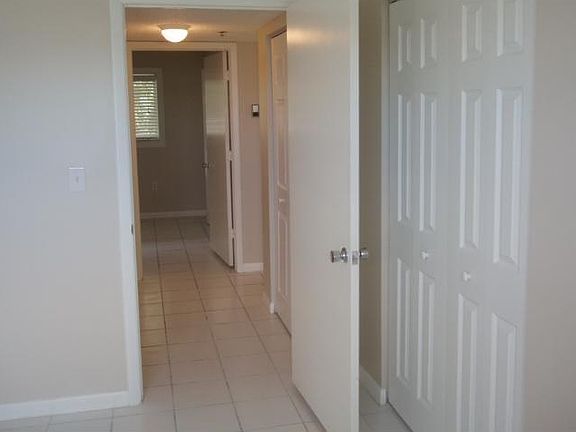 2nd image of 600 NW 32nd Pl APT 404