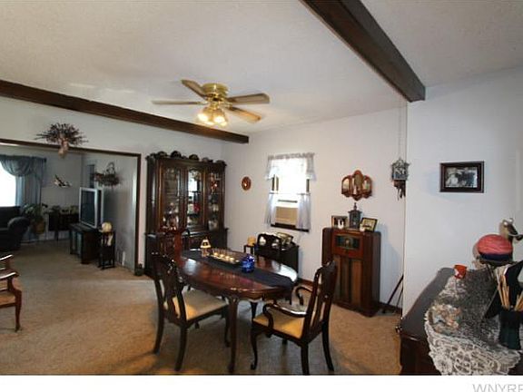 4th image of 70 Lakeside Dr