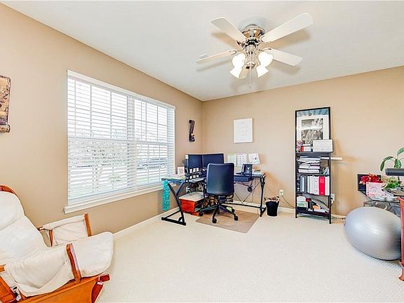 3rd image of 6615 Smithfield Dr