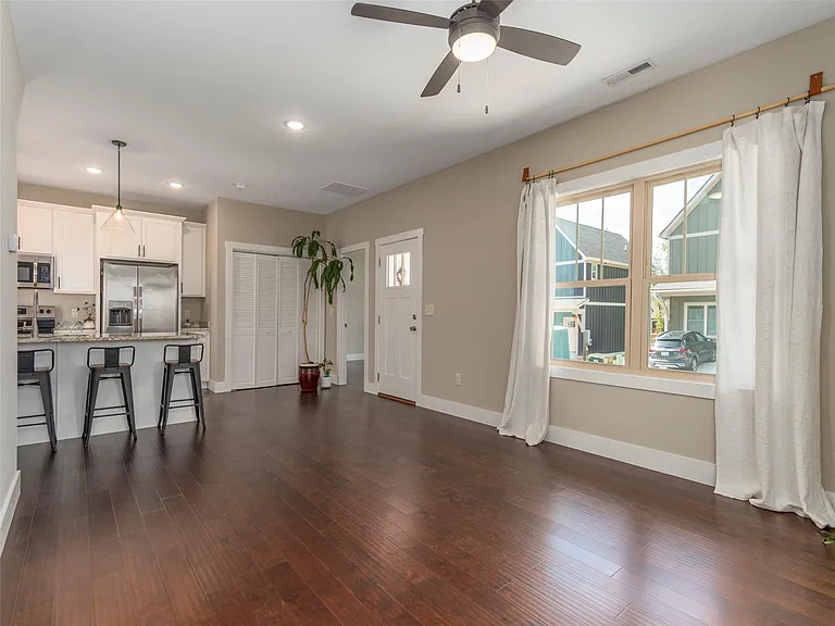 41 Wheeler Rd — Photo 5