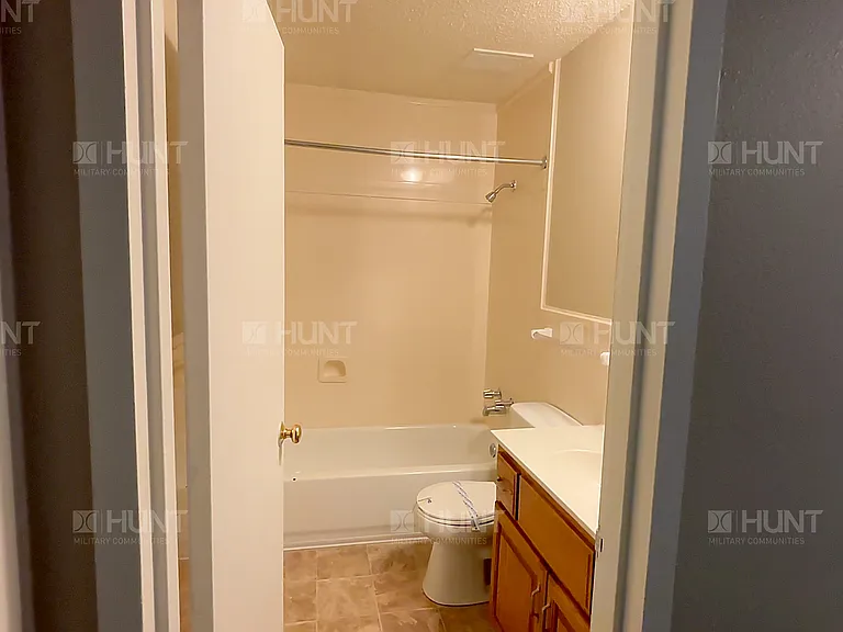6065 Enterprise St — Photo 9