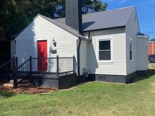 136 S Broadway St, Forest City, NC 28043