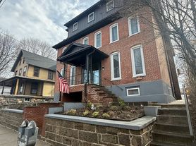 255 Washington St, East Stroudsburg, PA
