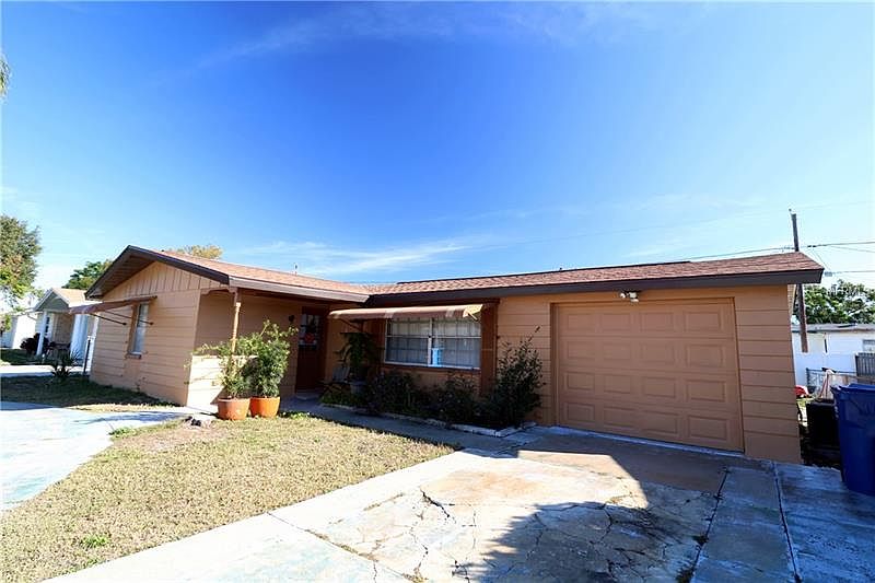 1st image of 3632 Kingsbury Dr