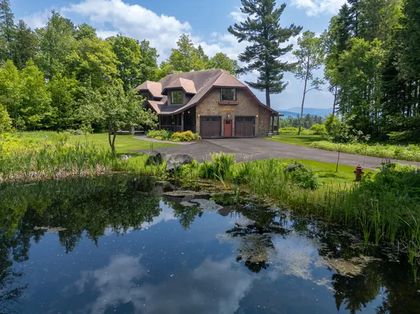 33 Findelay Way, Lake Placid, NY 12946