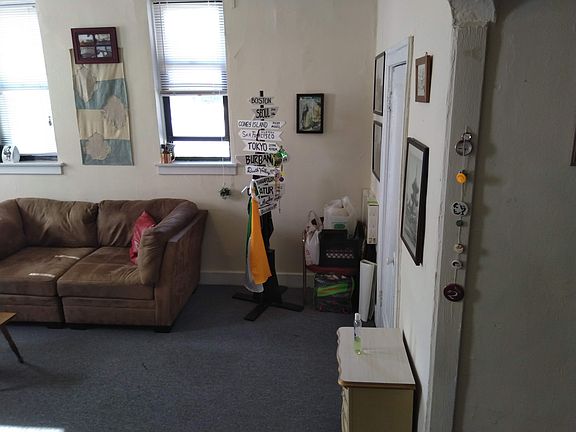3rd image of 2959 N Damen Ave APT 1N