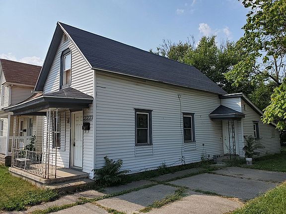 2nd image of 2227 Linden Ave
