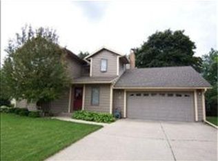 323 McIndoe St, Owatonna, MN 55060