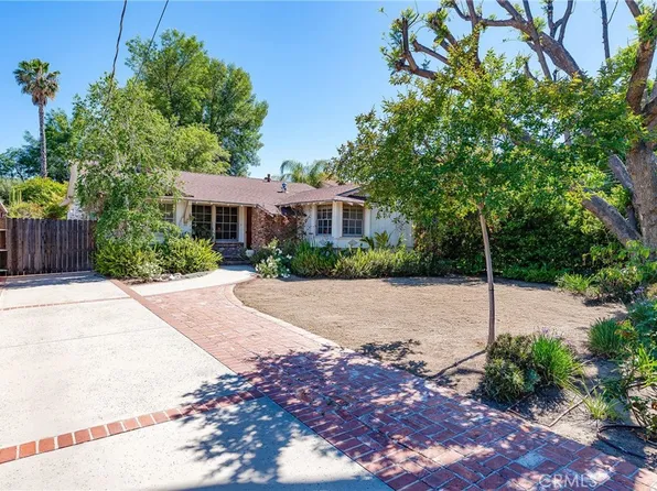 23046 Mariano St, Woodland Hills, CA 91367