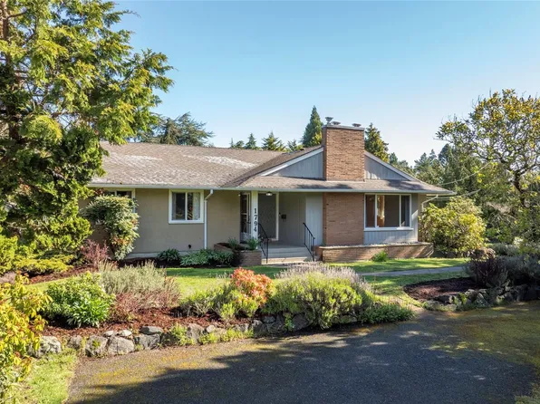 1794 Barrie Rd, Saanich, BC V8N 2W7
