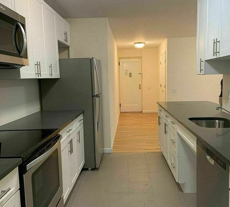 1st image of 6260 108th St Ste 1J