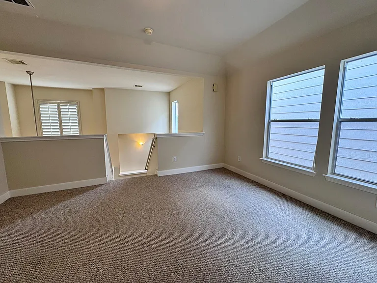 2333 Ann St — Photo 21