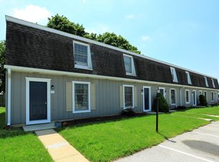 619 High St APT 8, Hanover, PA 17331