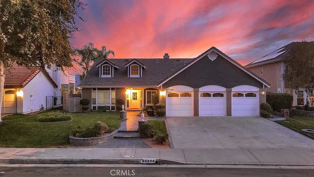 4 bed, 2798 sqft, $5,400 — Photo 1