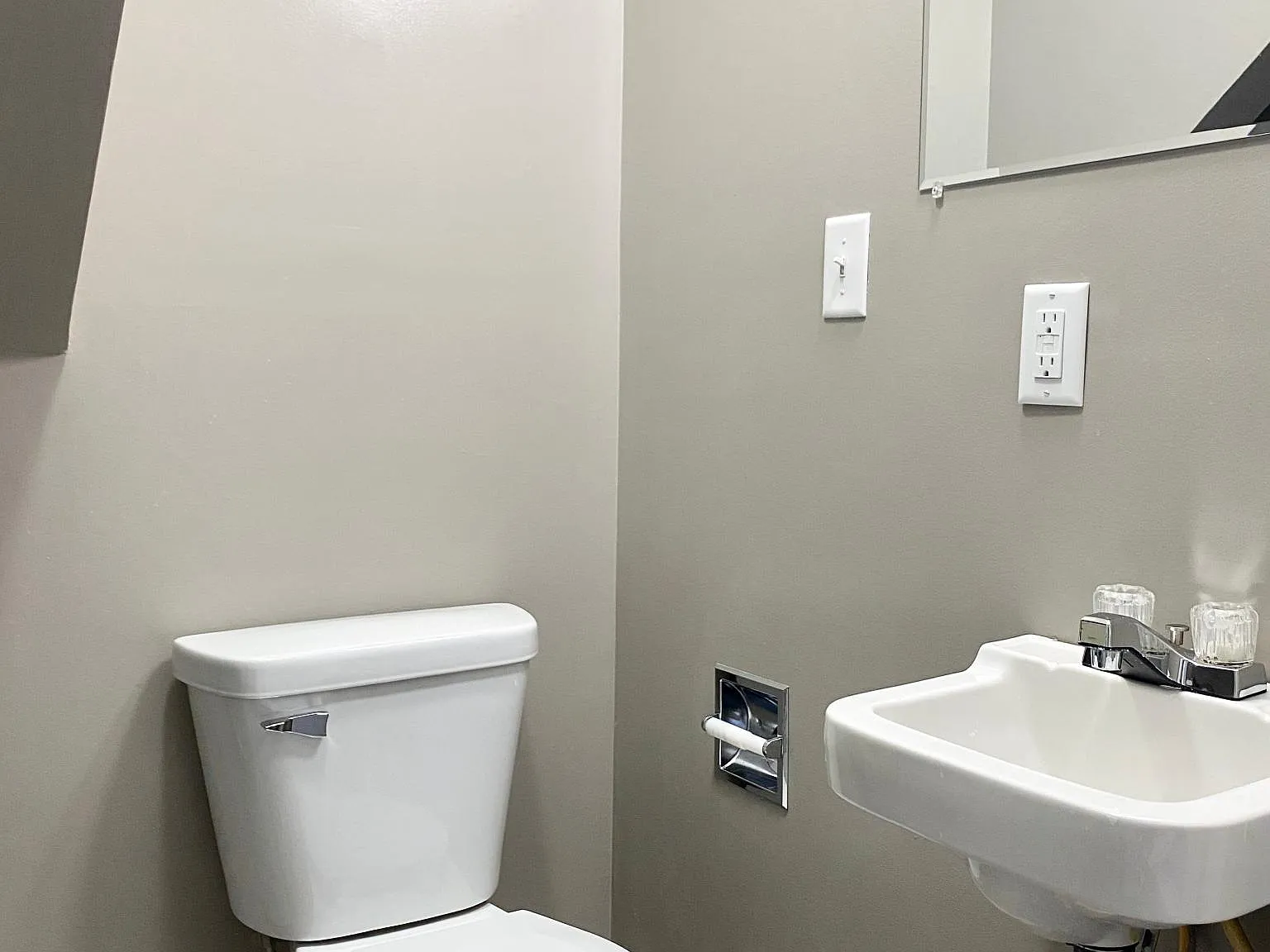 2 bed, 1.5 bath, 1000 sqft, $1,400 — Photo 4