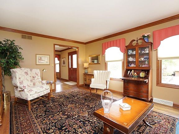 5th image of 7411 Wethersfield Dr