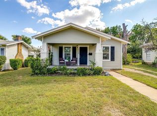 3008 Meadowbrook Dr, Fort Worth, TX 76103