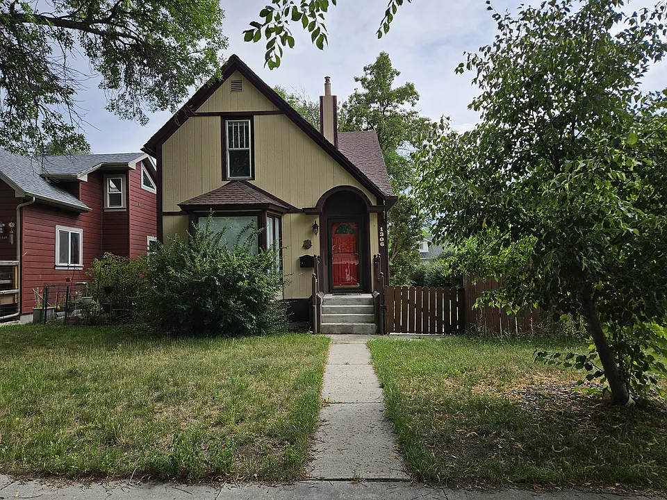 1306 3rd Ave N