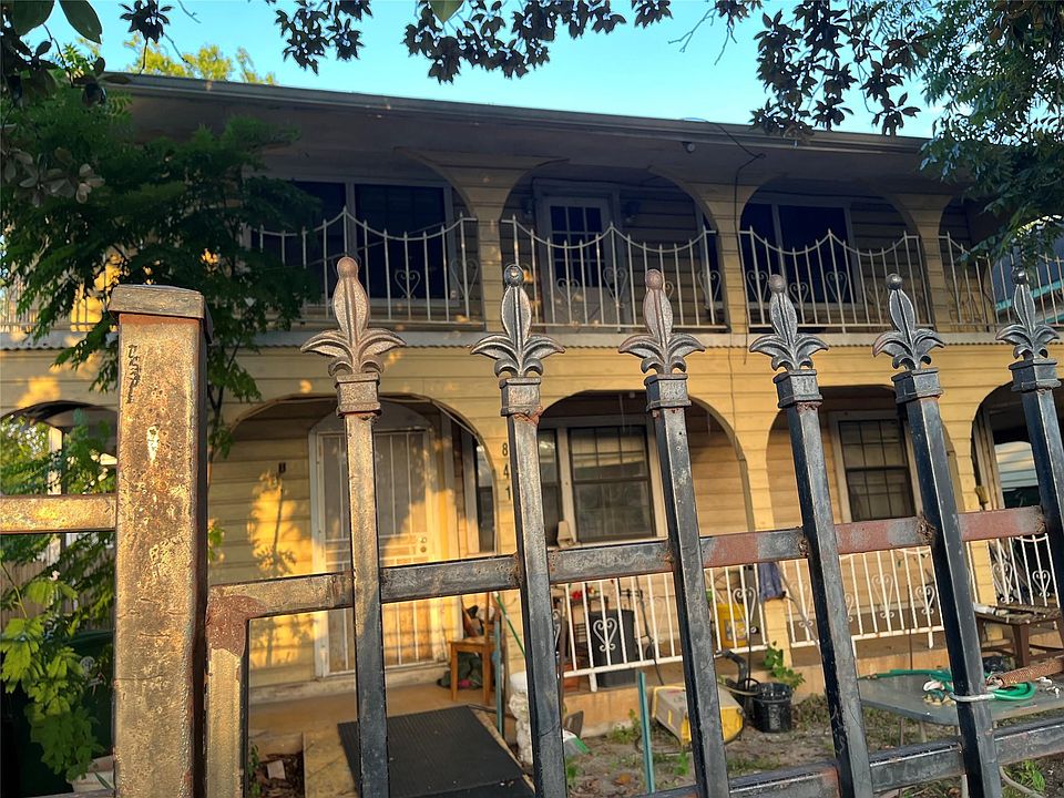 1st image of 841 Rouse St