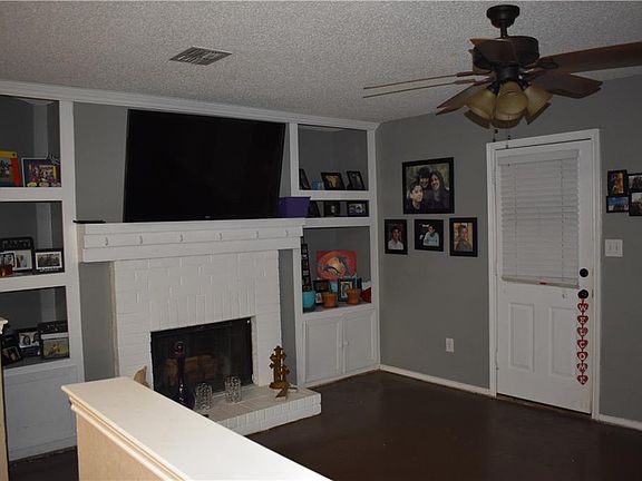 4th image of 4412 Courtside Dr