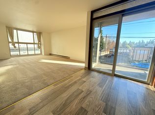 3118 NE 123rd St #26, Seattle, WA 98125