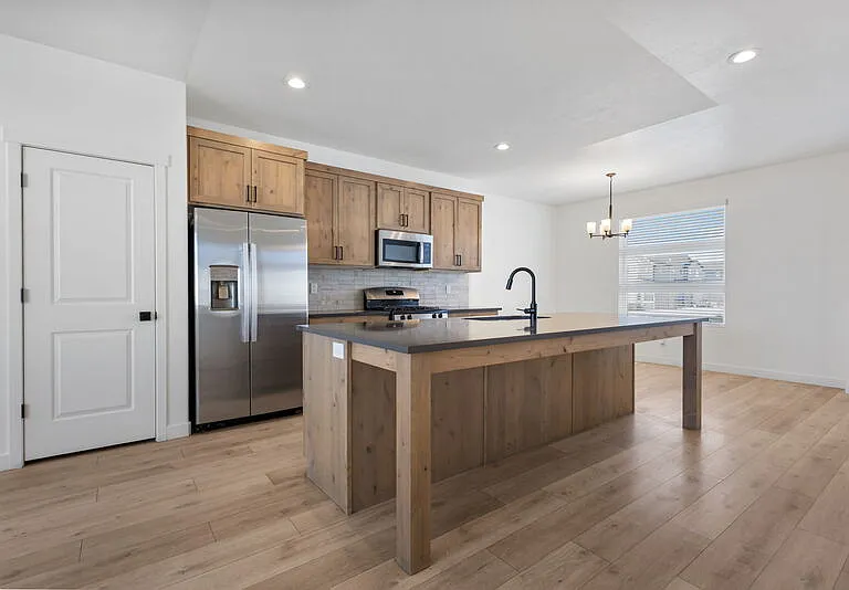 868 W 480 S #MAIN FLOOR MASTER — Photo 10