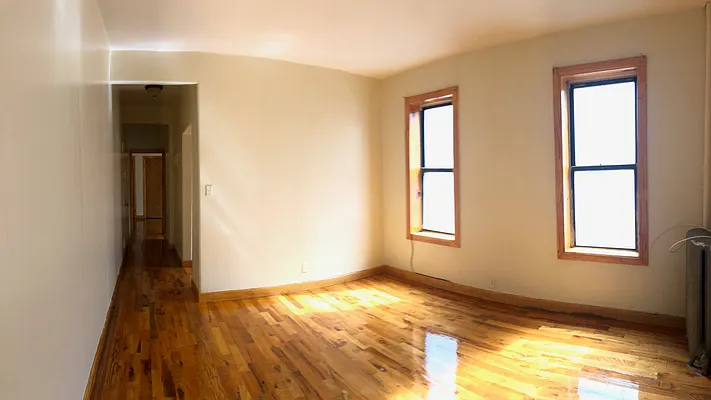 Rented by null | media 4