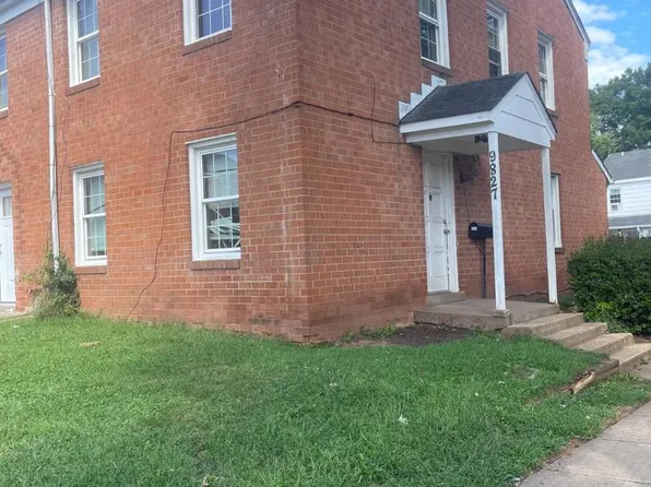 9827 Town Ln, Manassas, VA 20110