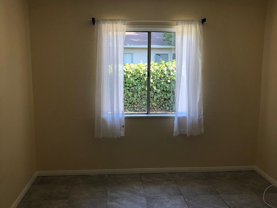 1st image of 221 N Florence St #221