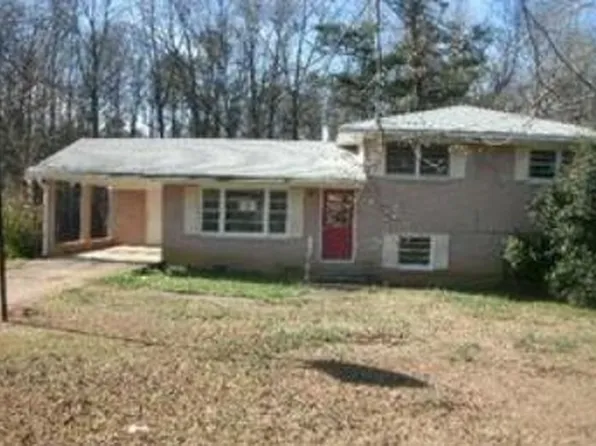 1052 Skylark Dr, Morrow, GA 30260