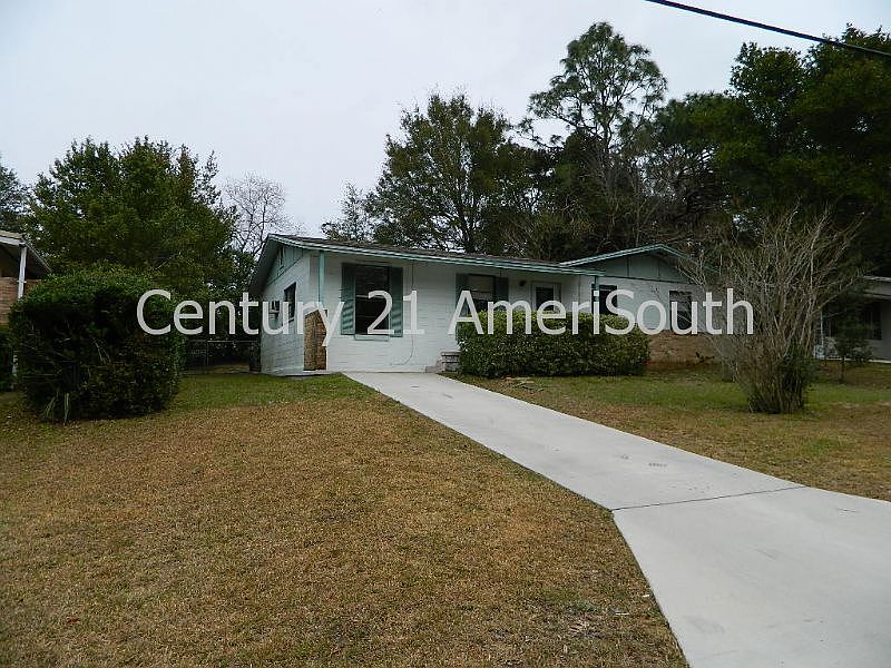 1st image of 920 Blue Springs Dr