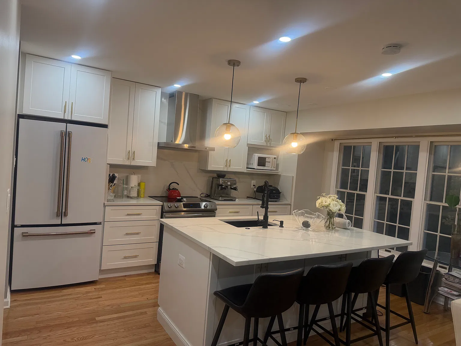 3 bed, 1524 sqft, $3,000 — Photo 2