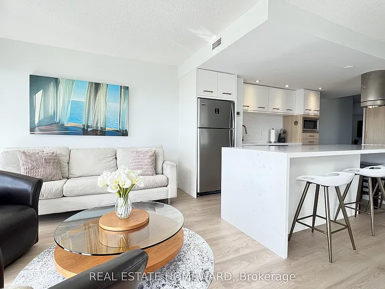 38 Dan Leckie Way #1512 — Photo 1