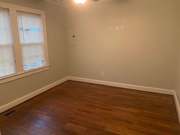 5th image of 913 Hill Ave