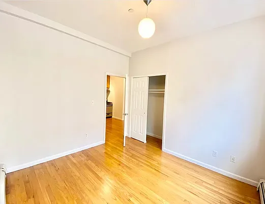 Rented by Carnegie Management Inc | media 6