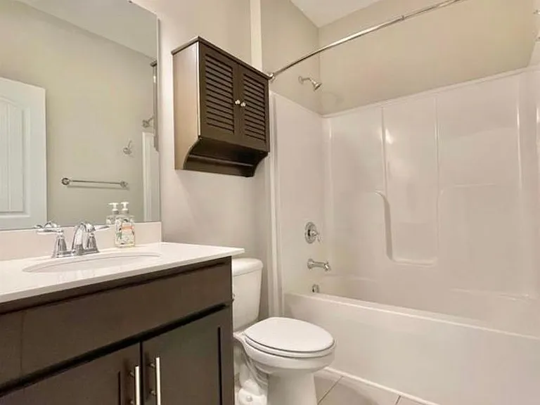 102 James Parcus Cir — Photo 38