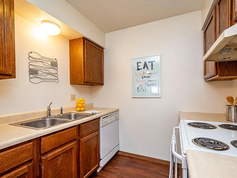 629 S Johnson St #9 — Photo 7