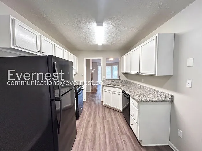 313 Silverthorne Cir — Photo 6