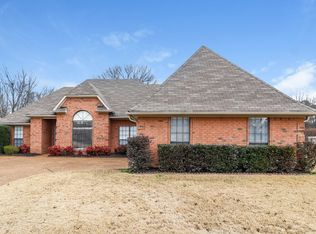 3690 Tiffany Oaks Ln, Memphis, TN 38135