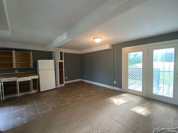 5th image of 4417 Wayne Ave