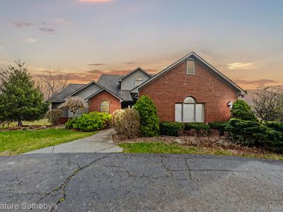 2679 Bay Vista Dr, Highland, MI, 48357