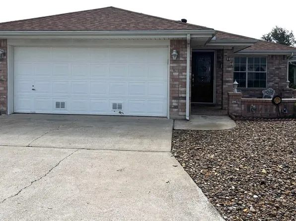 418 Capricorn St, Mission, TX 78572