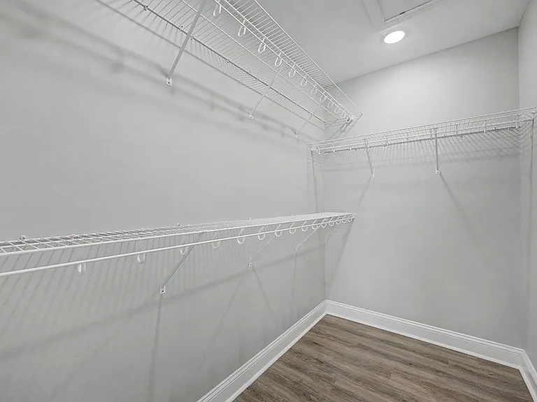 209 Harvest Park Dr — Photo 13